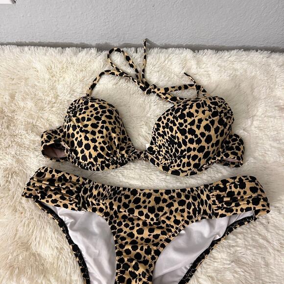 NWOT Victoria’s Secret leopard print bathing suit XS - Picture 1 of 12